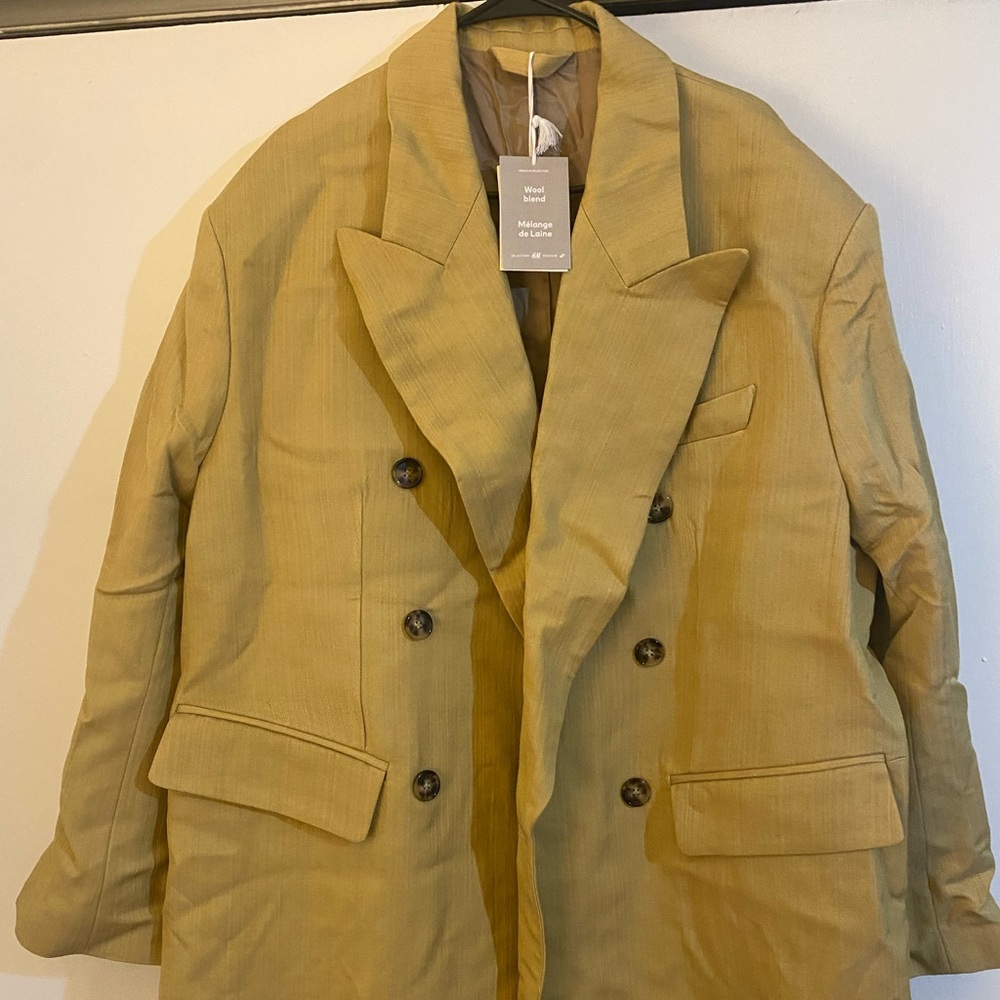 Women's Tan Double-Breasted Trench Coat
